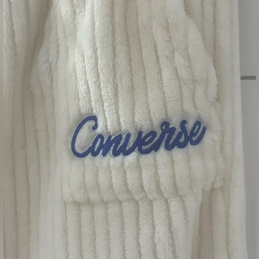 Converse Kids Sherpa‎ Fleece Wide Leg Pants Cream Cozy Lounge Size Small 8-10